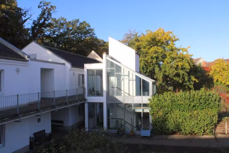 Wohnhaus für betreutes Wohnen in Neubrandenburg - Bild 1