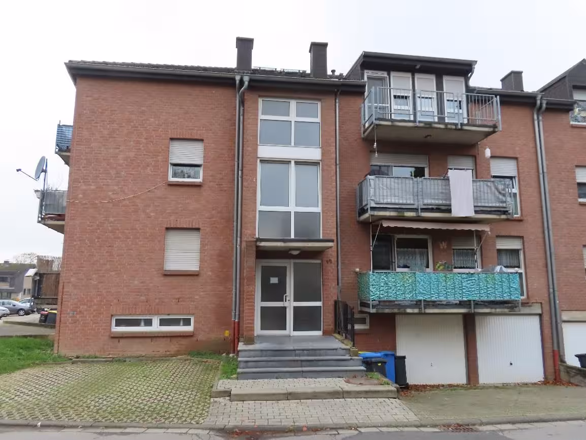Garage, Eigentumswohnung (ab 5 Zimmer), Mehrfamilienhaus, ETW im Mehrfamilienhaus mit Garage in Aldenhoven - Bild 3