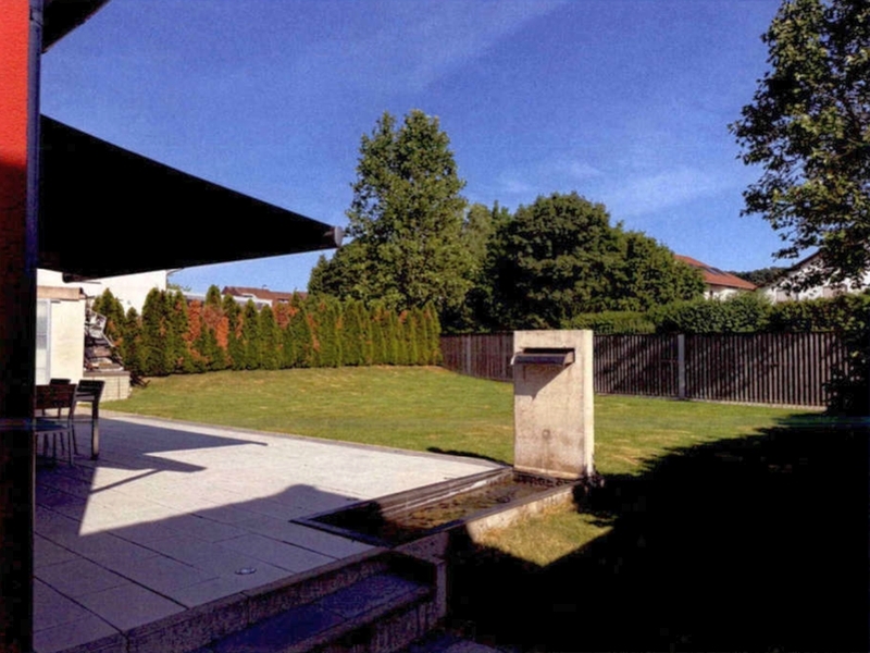 Einfamilienhaus mit Garage in Gomaringen - Bild 1