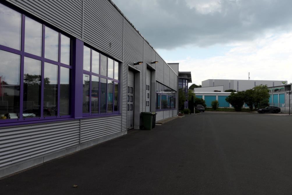 Produktionsgebäude mit Büro und Sozialtrakt in Hof - Bild 2