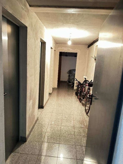 Vierfamilienhaus mit Doppelgarage in Wengertstraße 6, 70195 Stuttgart-Botnang - Bild 2