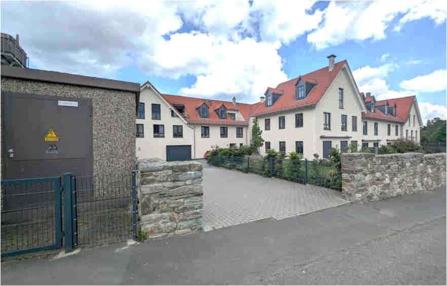 Kfz-Stellplatz, Reihenhaus in Idstein - Bild 2