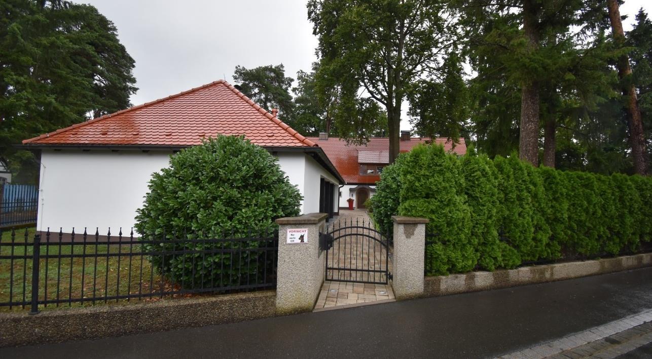 Einfamilienhaus, Garage, unbebautes Grundstück, Sonstiges in Rückersdorf - Bild 1