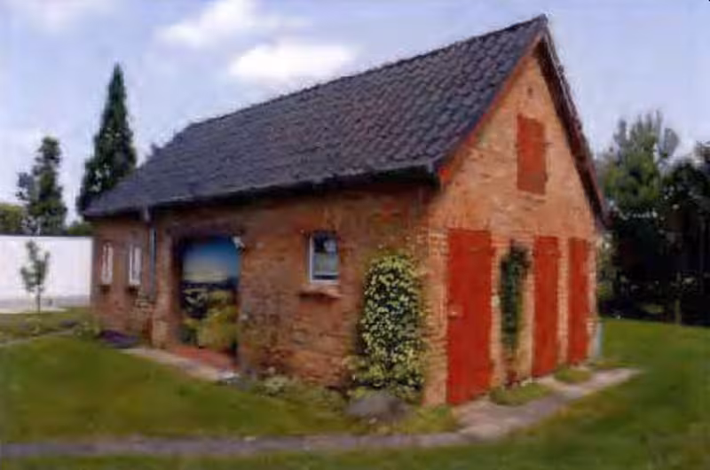 Mehrfamilienwohnhaus mit massivem Nebengebäude in Jarmen - Bild 2