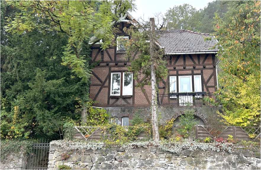Einfamilienhaus, unbebautes Grundstück in Herborn - Bild 1