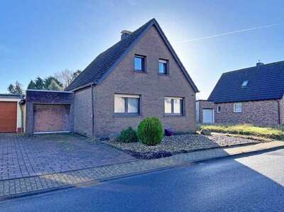 Einfamilienhaus in Alter Römerweg 28, 52477 Alsdorf, Hoengen - Bild 1