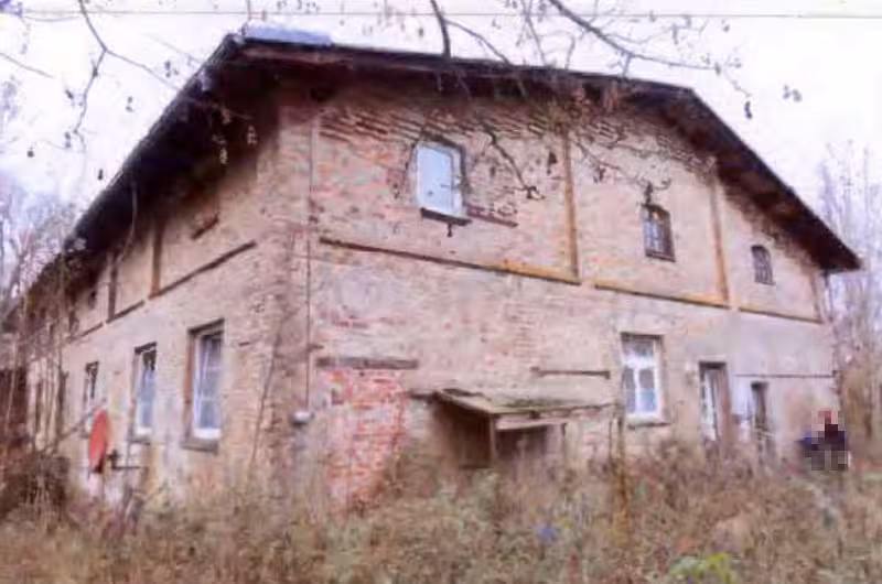 Unsanierte Doppelhaushälfte in Marlow - Bild 1