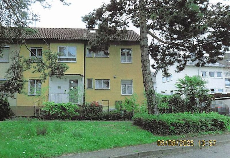 Doppelhaushälfte und Garage in Waiblingen - Bild 2