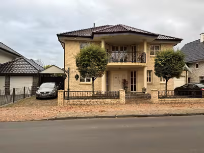 Garage, Einfamilienhaus, Carport in Overdinkelstraße 18, 48599 Gronau - Bild 2
