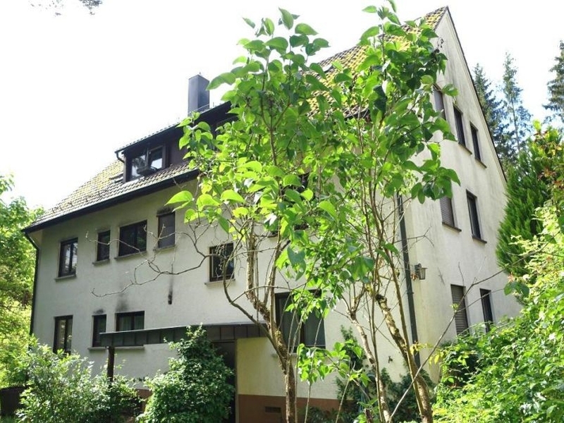Vierfamilienwohnhaus mit Doppelgarage in Stuttgart - Bild 4