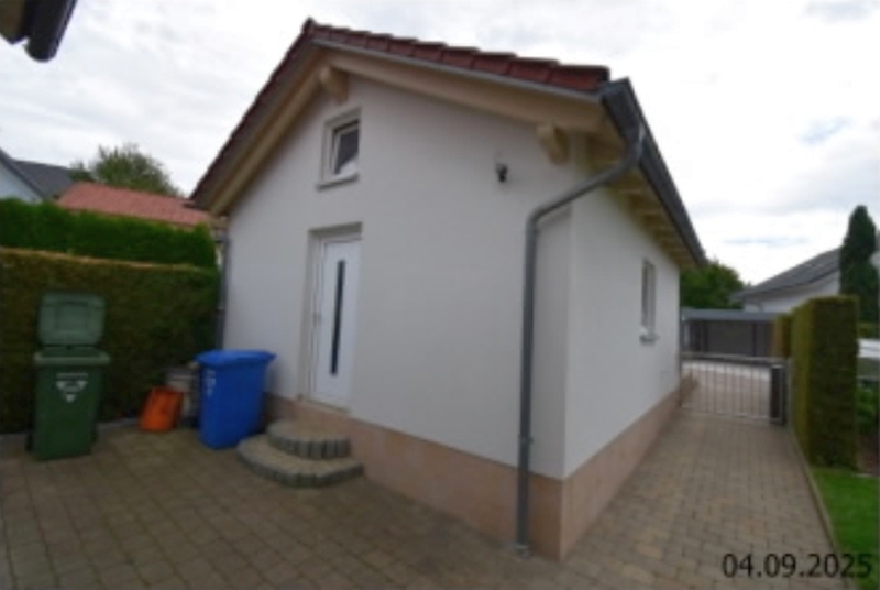 Wohnhaus mit Doppelgarage in Essingen - Bild 3