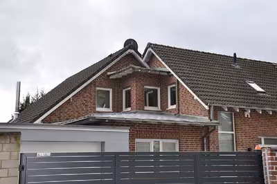 Einfamilienhaus, 1 Doppelgarage, 1 Einzelgarage in Heikestr. 4, 50999 Köln, Rodenkirchen - Bild 1