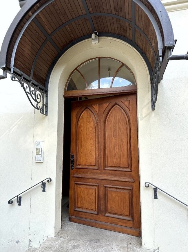 Mehrfamilienhaus in Berlin - Bild 1