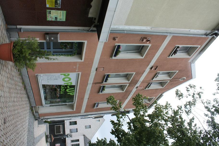 Wohn- und Geschäftshaus mit ausgebauten Dachgeschoss in Münchberg - Bild 1