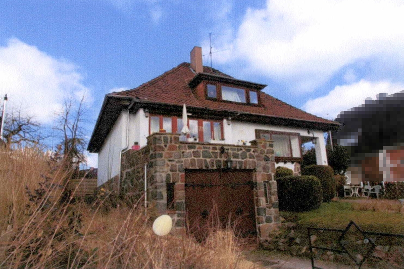 Ein-/Zweifamilienhaus mit Garage in Reinfeld - Bild 1
