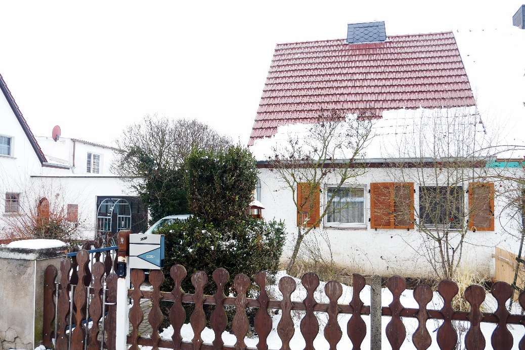 Einfamilienhaus, mit Anbau in Großneuhausen - Bild 3