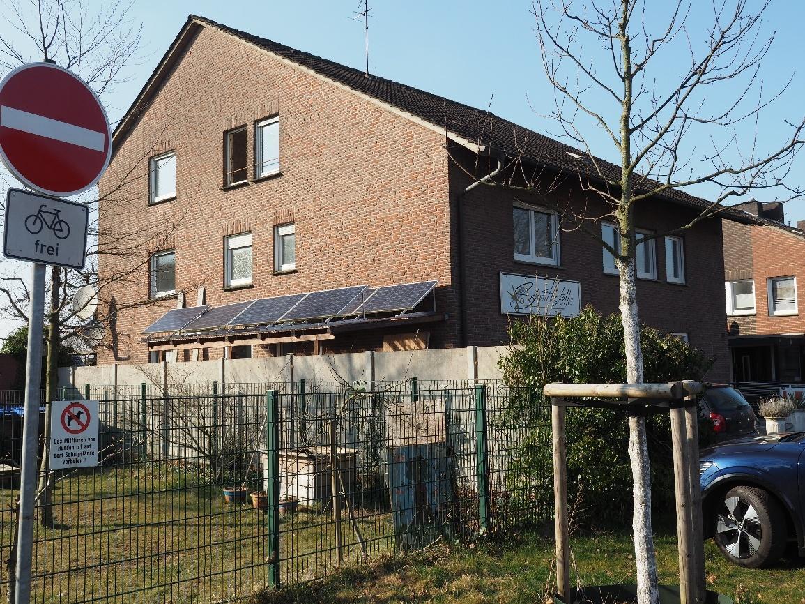 Dreifamilienhaus mit Doppelgarage und Carport in Gronau - Bild 1