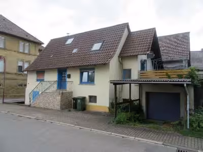 Einfamilienhaus mit Garage und Carport in Eichwaldstraße 3, 74889 Sinsheim, Stadtteil Ehrstädt - Bild 1