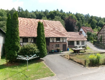 Zweifamilienhaus, Scheune und Werkstatt in Machtlos - Bild 4
