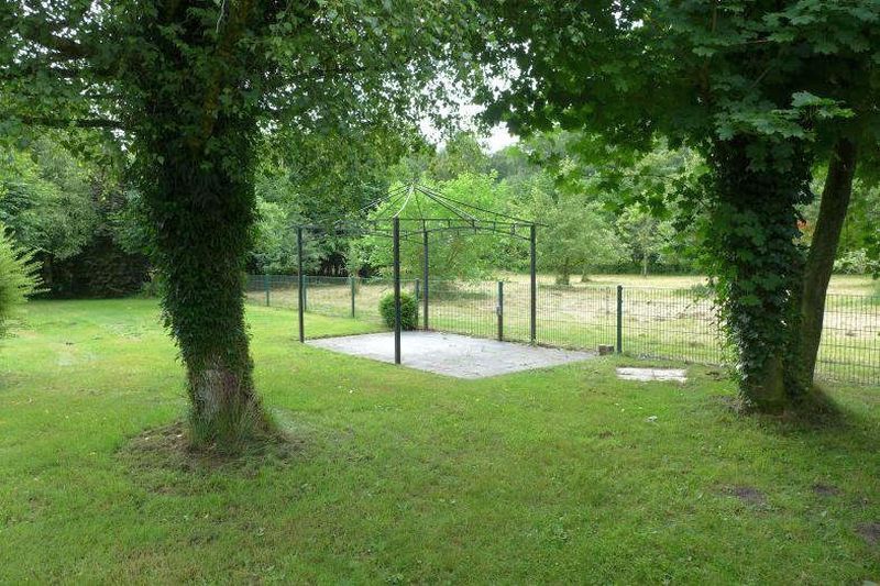 Zweifamilienhaus mit Nebengebäuden und Garten-/Grünland in Brokstedt - Bild 4