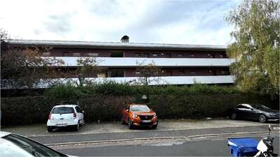 64/1000 Miteigentumsanteil verbunden mit Sondereigentum Wohnung, Hofraum, Garten in Allerseeweg 14, 97204 Höchberg - Bild 1