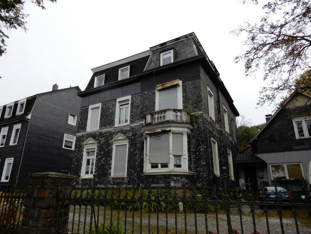 Sanierungsbedürftiges Dreifamilienwohnhaus in Wuppertal - Bild 2