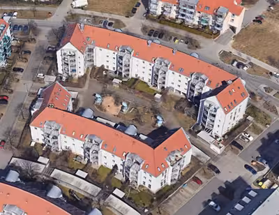 Eigentumswohnung (1 bis 2 Zimmer), Kfz-Stellplatz (Tiefgarage) in Prager Straße  8, 90451 Nürnberg - Bild 1