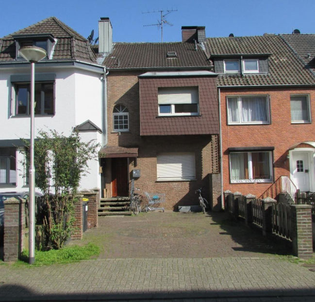 Reihenmittelhaus in Emmerich am Rhein - Bild 1