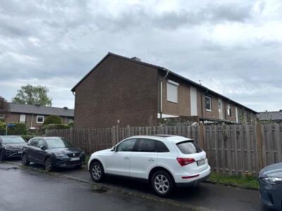 Garage, Reihenhaus in Siemensstraße 31/Siemensstraße, 40670 Meerbusch, Osterath - Bild 2