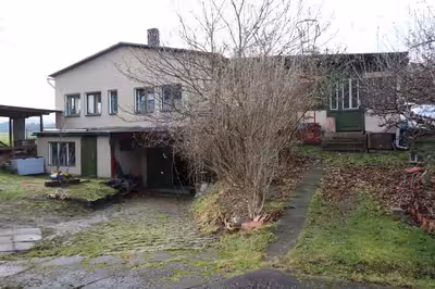 Wohnhaus und Gebäude ehemals Tischlerei in Ring 33+31, 01877 Demitz-Thumitz, OT Medewitz - Bild 2