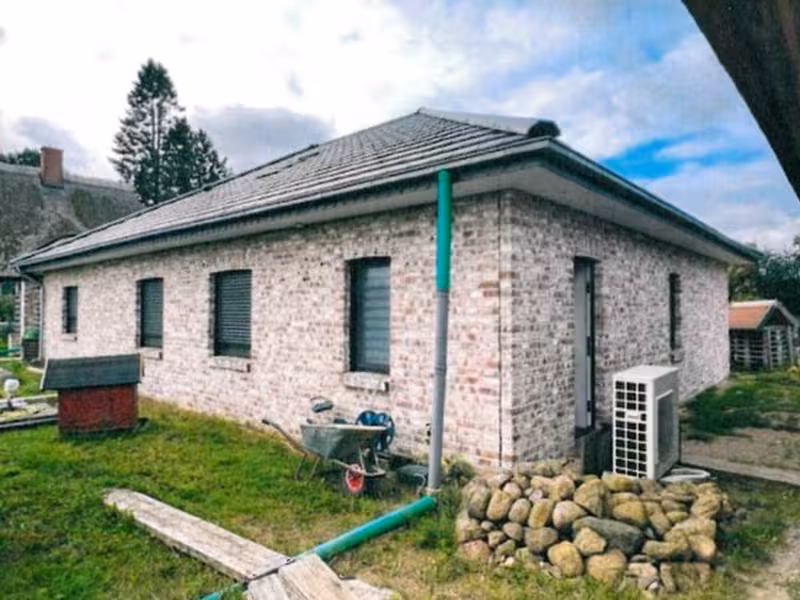 Einfamilienhaus mit Carport in Brüsewitz - Bild 4