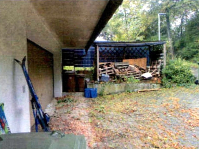 Erbbaurecht, Wohnhaus (3 Wohnungen) mit Doppelgarage in Sinsheim - Bild 3