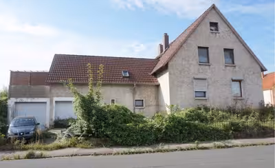 Zweifamilienhaus in Nienstedter Straße 55, 30890 Barsinghausen, Egestorf - Bild 1