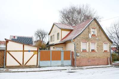 Einfamilien-Wohnhaus mit Windfanganbau, Schuppen in Seegaer Straße  8, 06567 Bad Frankenhausen, Seehausen - Bild 2