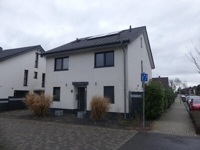 Garage, Einfamilienhaus in Am Volkspark 15, 47475 Kamp-Lintfort, Rossenray - Bild 1