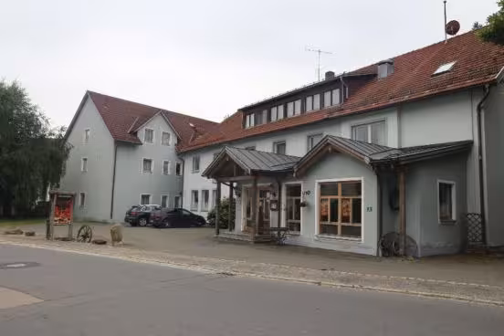 Gaststättengebäude, Landwirtschaftsfläche, Erholungsfläche in Schönsee - Bild 1