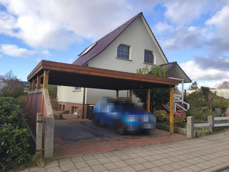 Wohnhaus mit Carport in Bergen auf Rügen - Bild 1