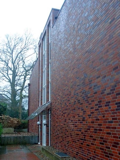 Wohnungseigentum und 2 Tiefgaragenstellplätze in Rabenhorst 18a, 22391 Hamburg-Wellingsbüttel - Bild 1