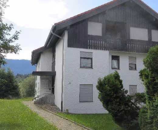 Eigentumswohnung (1 bis 2 Zimmer), Kfz-Stellplatz (Tiefgarage) in Steibis - Bild 1