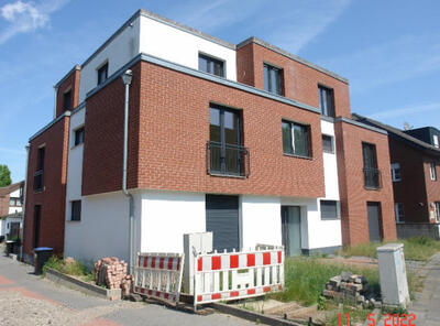 Eigentumswohnung (3 bis 4 Zimmer), Kfz-Stellplatz (Tiefgarage), Eigentumswohnung (3 bis 4 Zimmer), Eigentumswohnung (1 bis 2 Zimmer), Kfz-Stellplatz (Tiefgarage), Kfz-Stellplatz (Tiefgarage), Kfz-Stellplatz (Tiefgarage), Eigentumswohnung (3 bis 4 Zimmer) in Saarstr. 132, 47198 Duisburg, Alt-Homberg - Bild 1