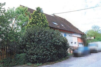 Einfamilienhaus nebst Anbau in Michelbacher Straße 15, 74397 Pfaffenhofen - Bild 1