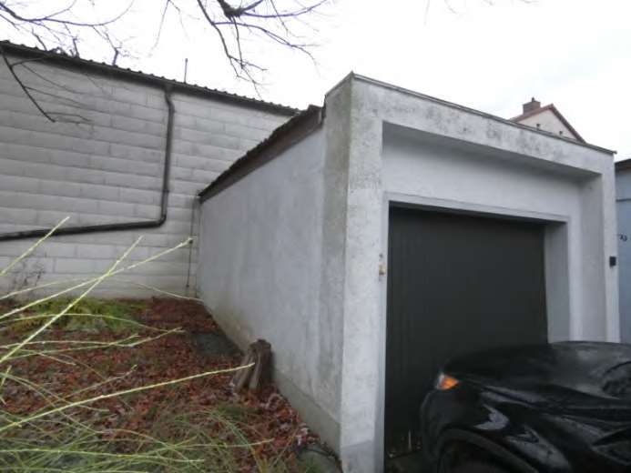 Einfamilienhaus und Garage in Frankenreuth - Bild 2