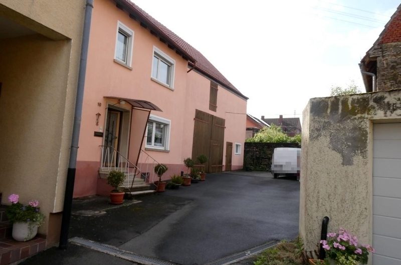 Wohnhaus, Landwirtschaftsfläche und unbebautes Grundstück in Bad Mergentheim - Bild 1