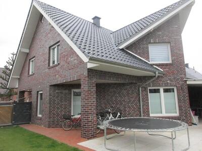 Wohn-/Geschäftshaus, Einfamilienhaus mit Nebengebäuden in Südweg 2, 49757 Werlte - Bild 2