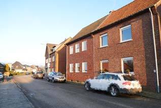 Doppelhaushälfte, Wohnhaus mit abgänigen Nebengebäuden (Garage, Schuppen und Hofüberdachung) in Heinsberg - Bild 2