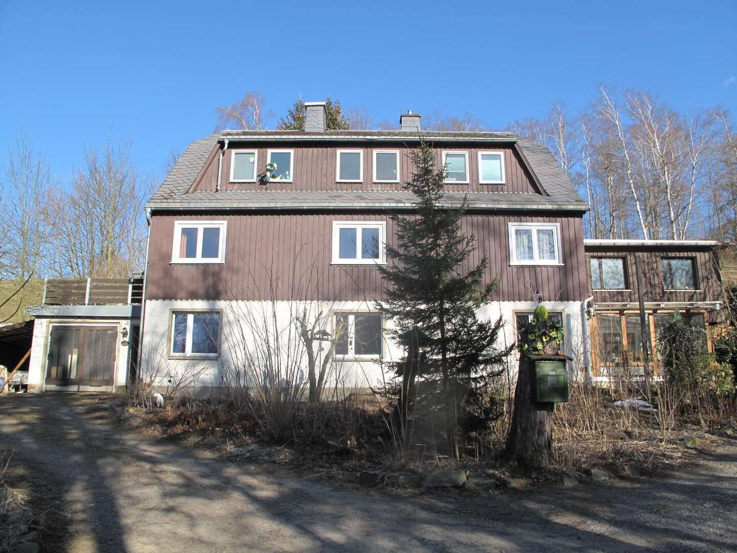 Wohn-/Geschäftshaus in Seiffen/Erzgebirge - Bild 1