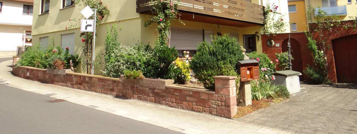 Zweifamilienhaus, Garage in Bad Neustadt an der Saale - Bild 2