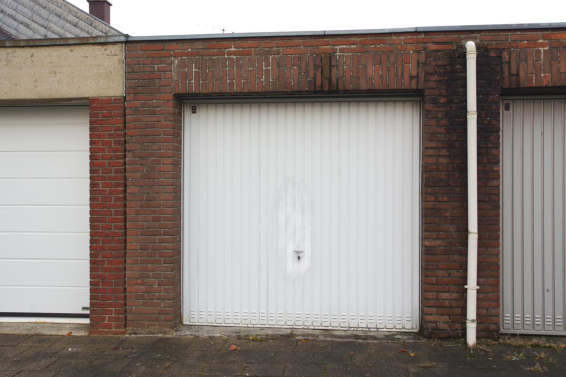 Garage, Reihenhaus, Einfamilienhaus (Reihenendhaus), Reihenmittelgarage in Jüchen - Bild 3