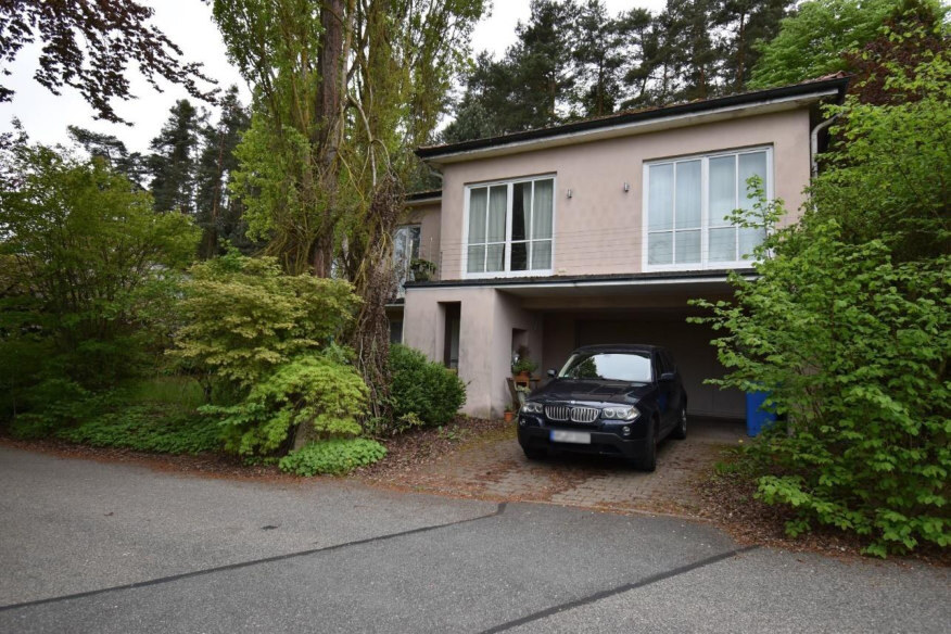 Einfamilienhaus, Garage in Buchberg - Bild 1