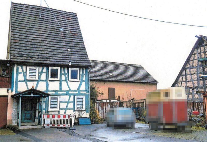 Einfamilienhaus nebst Scheunengebäude mit 2 Garagen und Gartengrundstück in Olnhausen - Bild 4